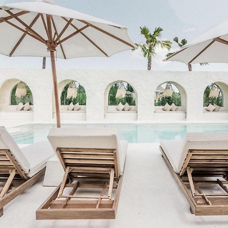Hotel Sages Canggu Екстериор снимка